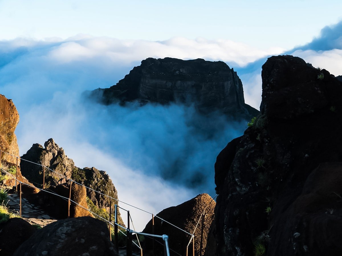 Clouds on the Pico Ruivo trail