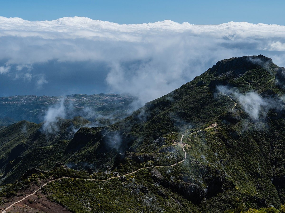 Cloudy view from Pico Ruivo