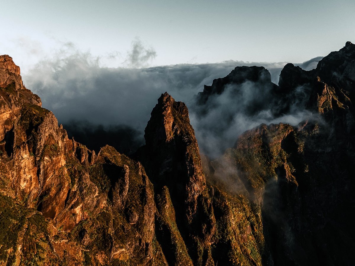 Pico do Arieiro-Pico Ruivo trail