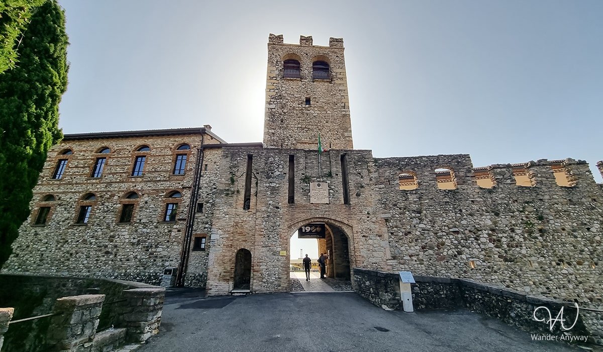 Desenzano Castle entrance