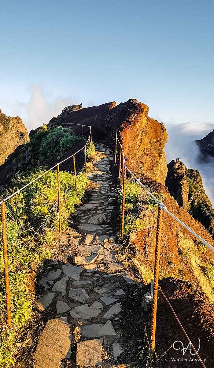 Pico Aerio to Pico Ruivo hiking trail