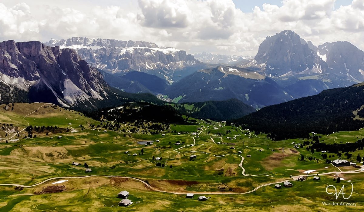 Hiking trails and huts