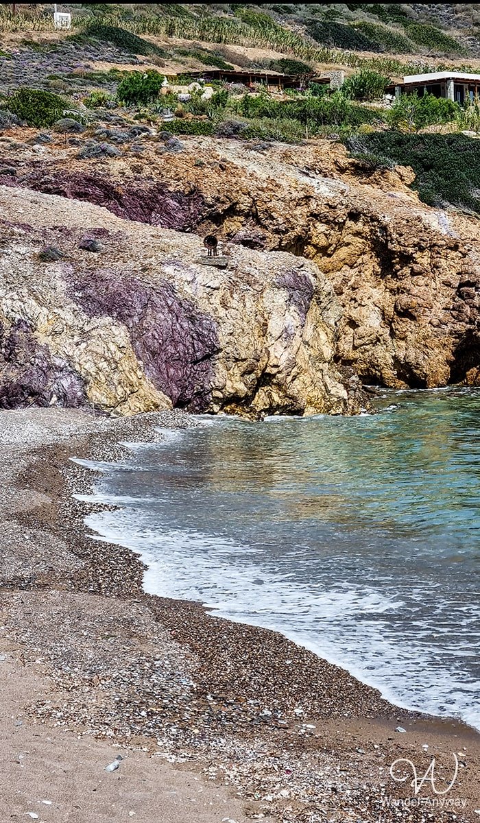 Purple rocks at the Mochlos beach