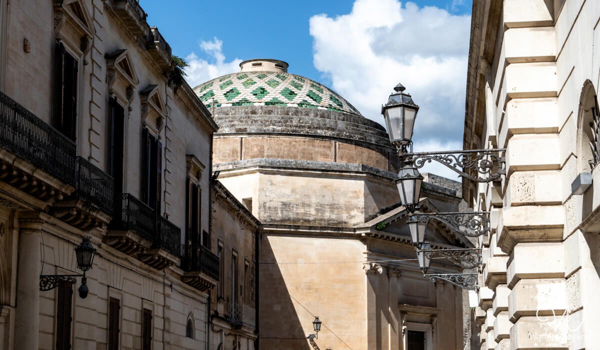 Lecce’s Church of Saint Mary della Porta, a hidden gem with an octagonal interior and polychrome majolica dome.